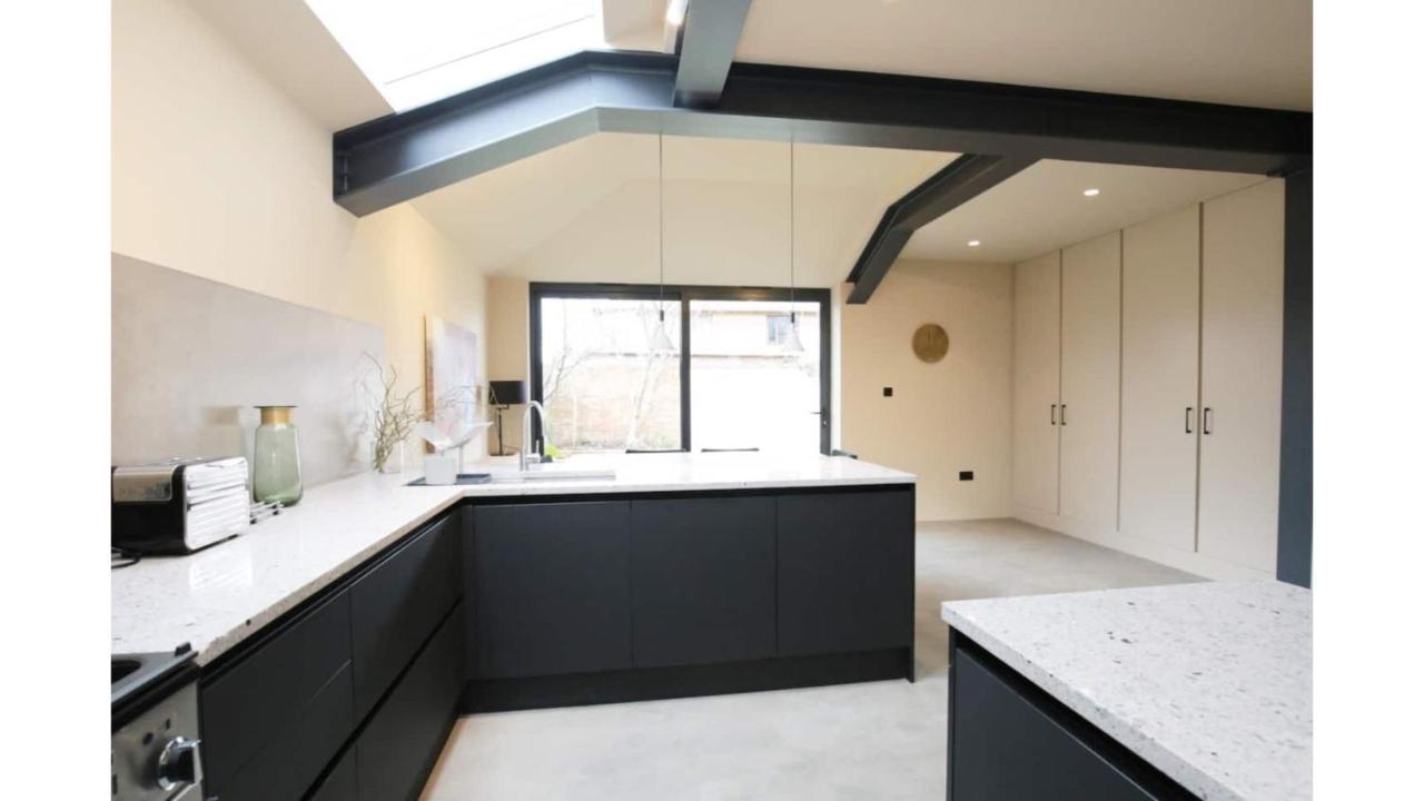 Pass The Keys Stunning, Brand New 3Br Home - Central Оксфорд Екстериор снимка